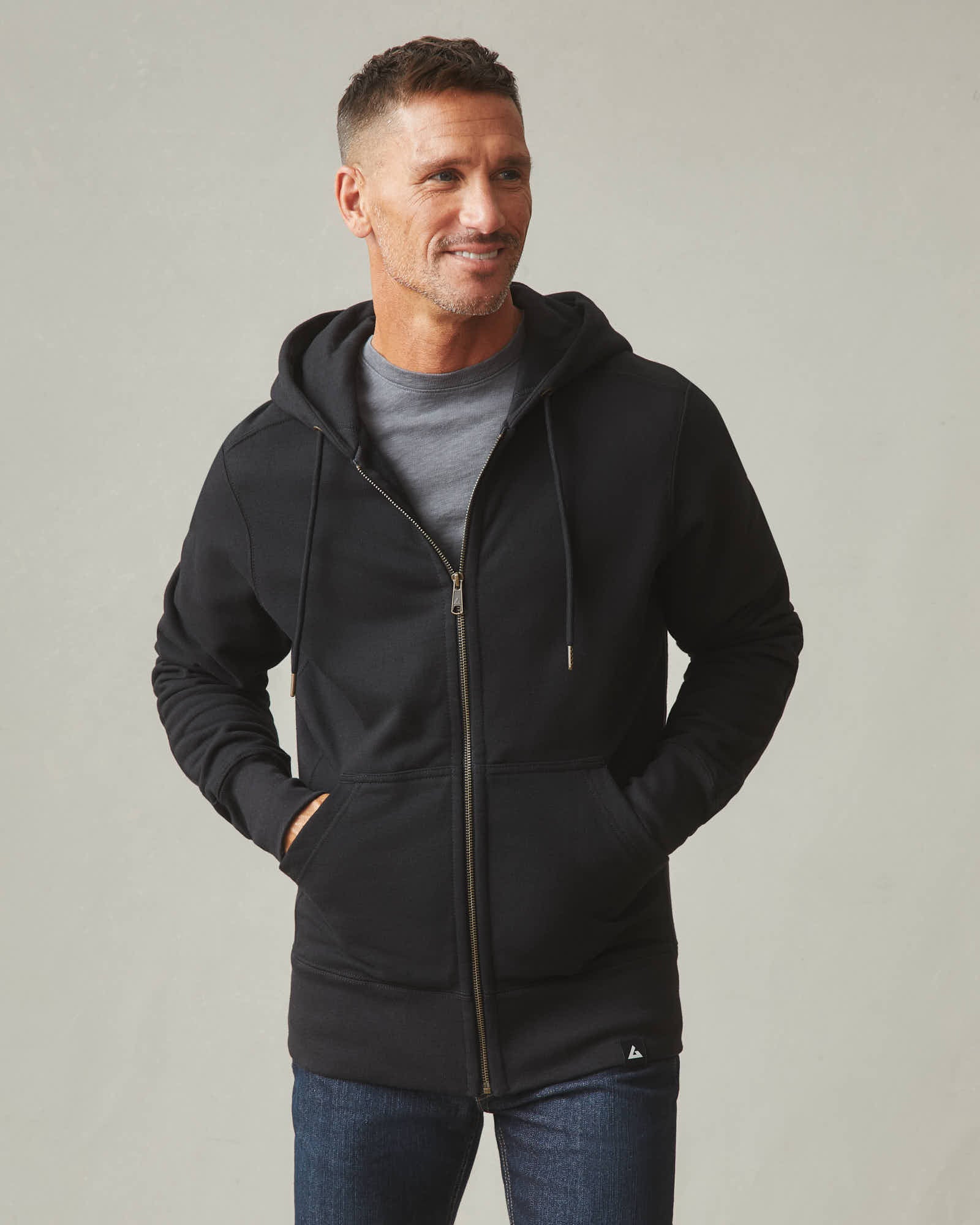 AMERICAN GIANT Premium Heavyweight Cotton Signature Zippered Hoodie in Midnight Black
