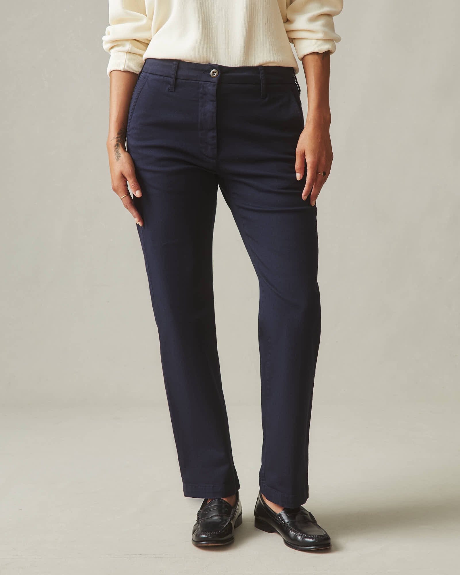 AMERICAN GIANT Premium Sawbuck Dress Chinos in Navy Blue